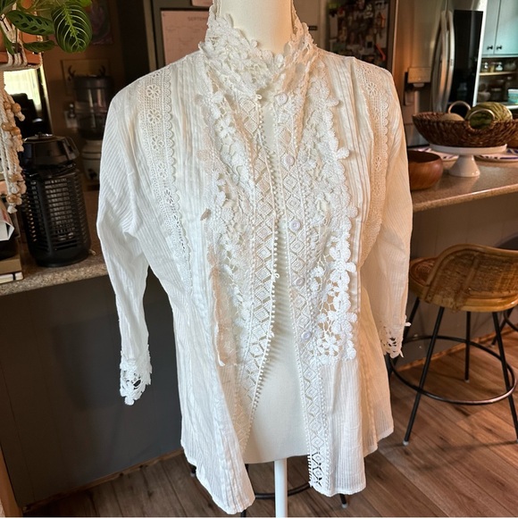 Spool 72 Goddess lace blouse - Picture 1 of 13